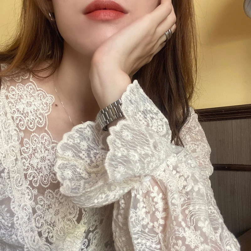 Shirts Women All-match Ulzzang Sexy Lovely Girls Lace Slim Streetwear Flare Sleeve Comfort Retro V-Neck Mujer Fashion Simple Ins