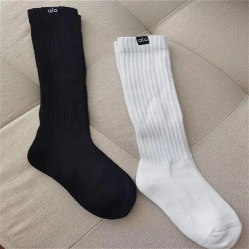 Women's Yoga Socks Tall Socks Pure Cotton Warm Breathable Knit Sports Casual Super Thick Stack Wear Sock Lady Scrunch Sock 2025