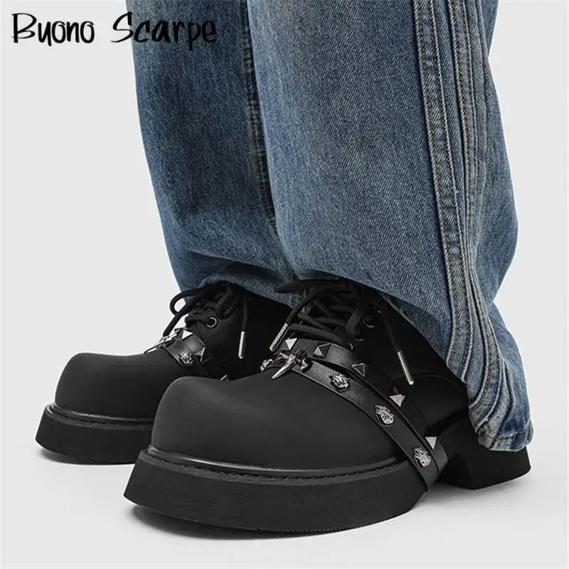 

Unisex Style Metal Decoration Round Toe Thick Bottom Platform Men Pumps Lace Up Shallow Large Size Fashion Western Derby Shoes