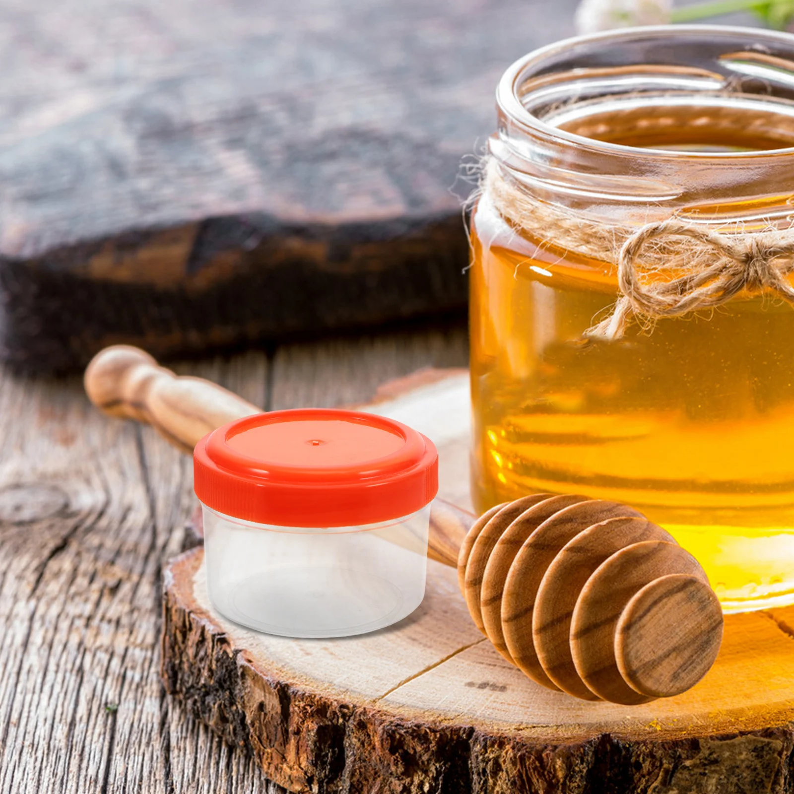 

4Pcs Mini Sauce Containers Portable Salad Dressing Boxes Leakproof Small Condiment Cups PP Portion Control Meal Prep