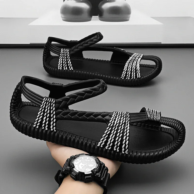 Sandales pour hommes et femmes, vêtements d'extérieur d'été, sandales de pataugeoire de plage romaines antidérapantes, nouvelle collection 2025