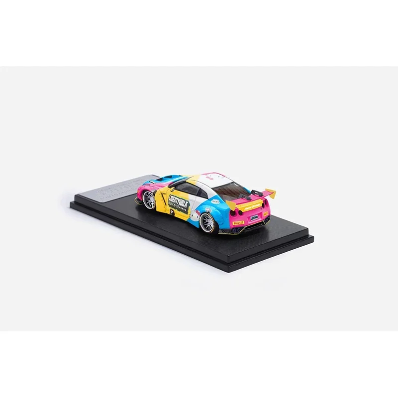 **Pre Sale** MC 1:64 LBWK GTR R35 Colorful Limit Diecast Diorama Car Model Collection Miniature Toys