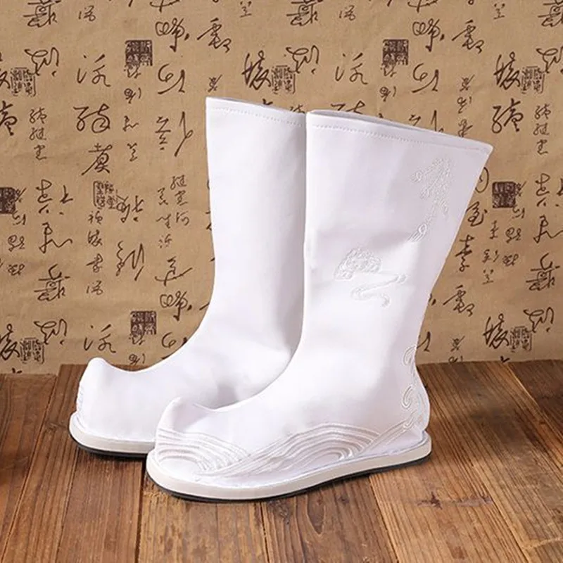 สีขาว Vintage ผ้ารองเท้าจีนโบราณ Hanfu อุปกรณ์เสริมสตูดิโอถ่ายภาพสบู่รองเท้านักรบดาบคอสเพลย์