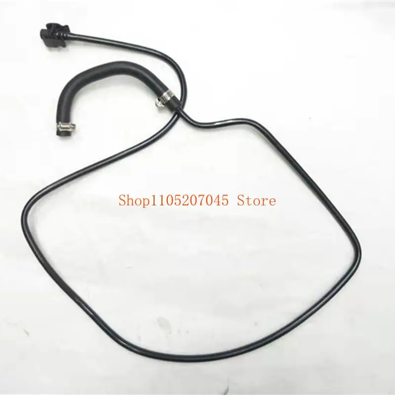 37cd خرطوم نظام تبريد المحرك القوي خرطوم تداول سائل التبريد N118C012AA للسيارة