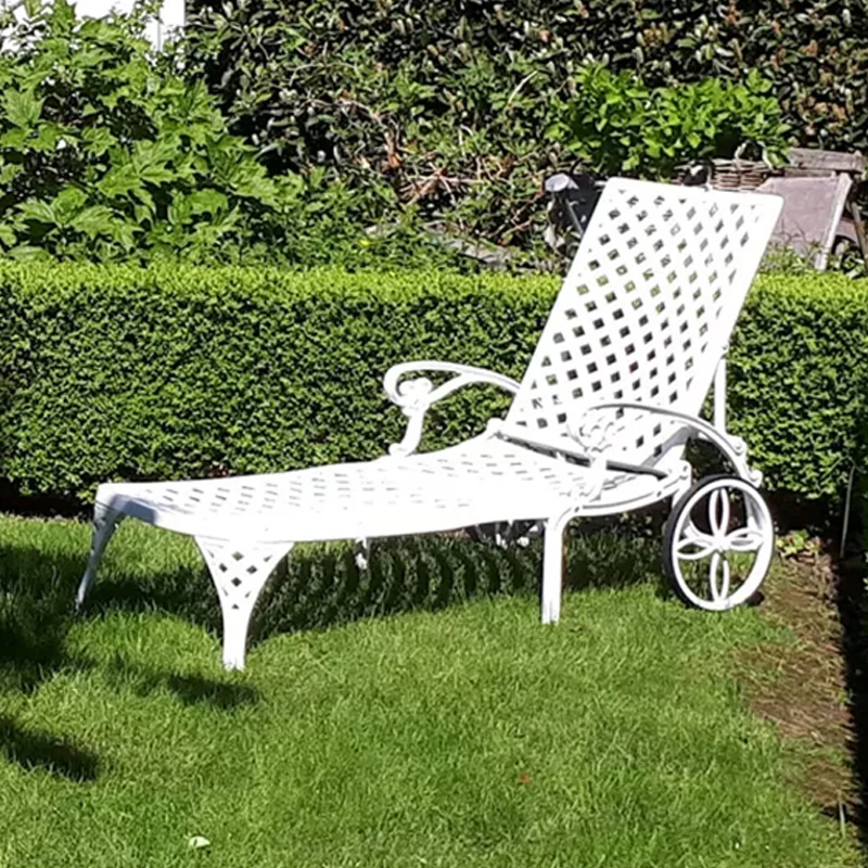 Luxury cast aluminum furniture Outdoor lounger Easy Sun Lounger Lying Chair beach chair metal all weather Waterproof anti-rust