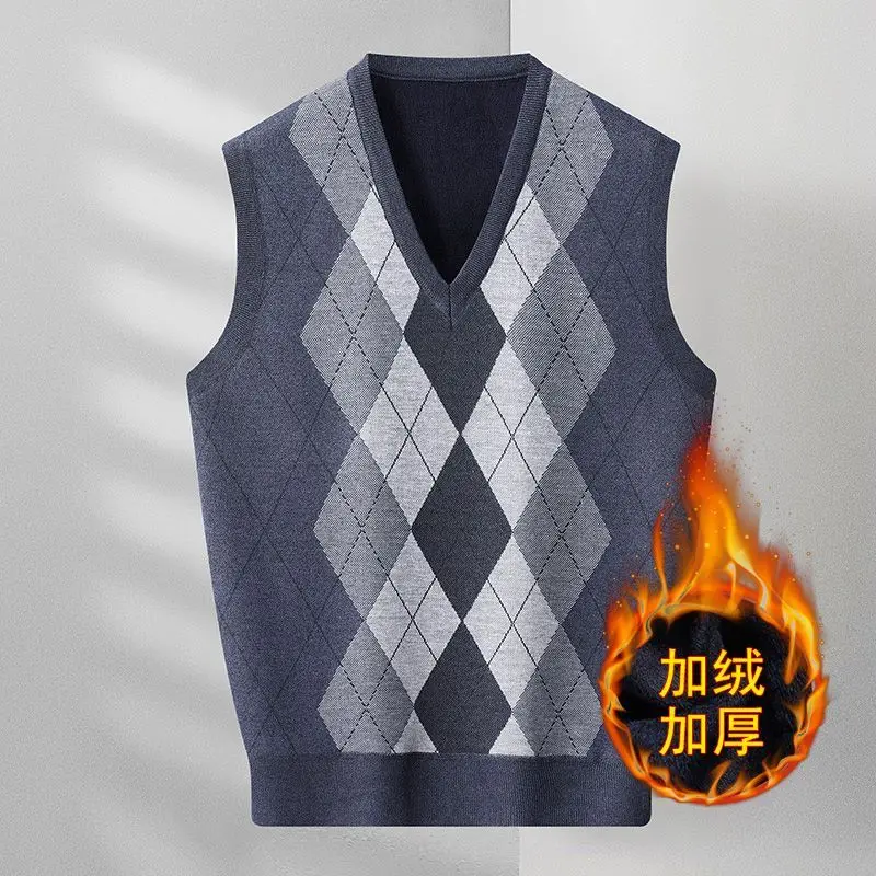 

New Autumn Fashion Designer Brand Pullover Sweater V Neck Knit Vest Men Wool Sleeveless Casual Men Clothing Tops Q30