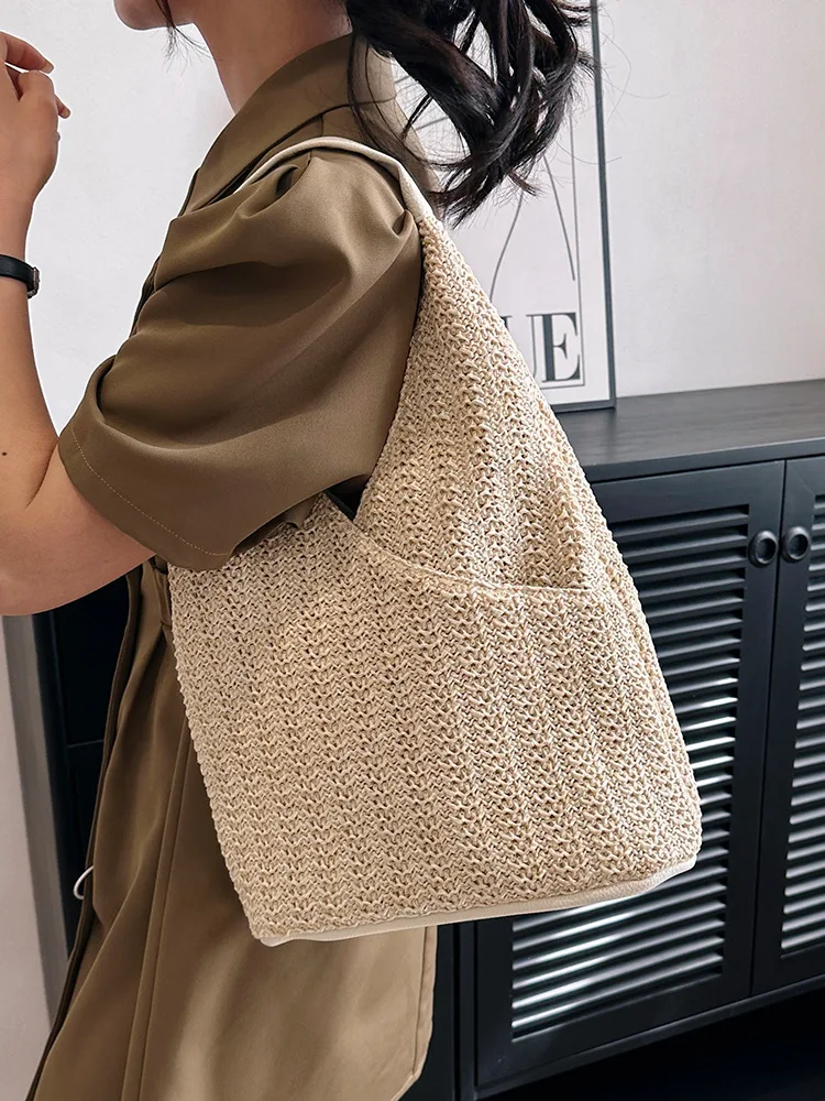 Summer Grass Woven Underarm Bag For Women New Trendy Large Capacity Commuting Tote Bag Texture One Shoulder Beach Bucket Bag