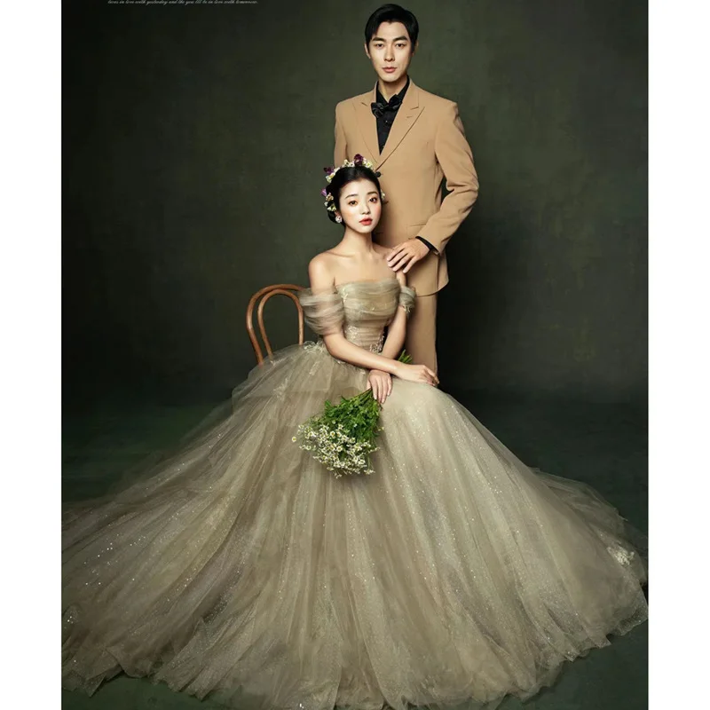 คลาสสิกปิดไหล่ชุดแต่งงานใหม่ Tulle Elegant ความยาวชั้น Vestidos De Novia ง่าย Sukienka Na Wesele ขนาดที่กําหนดเอง