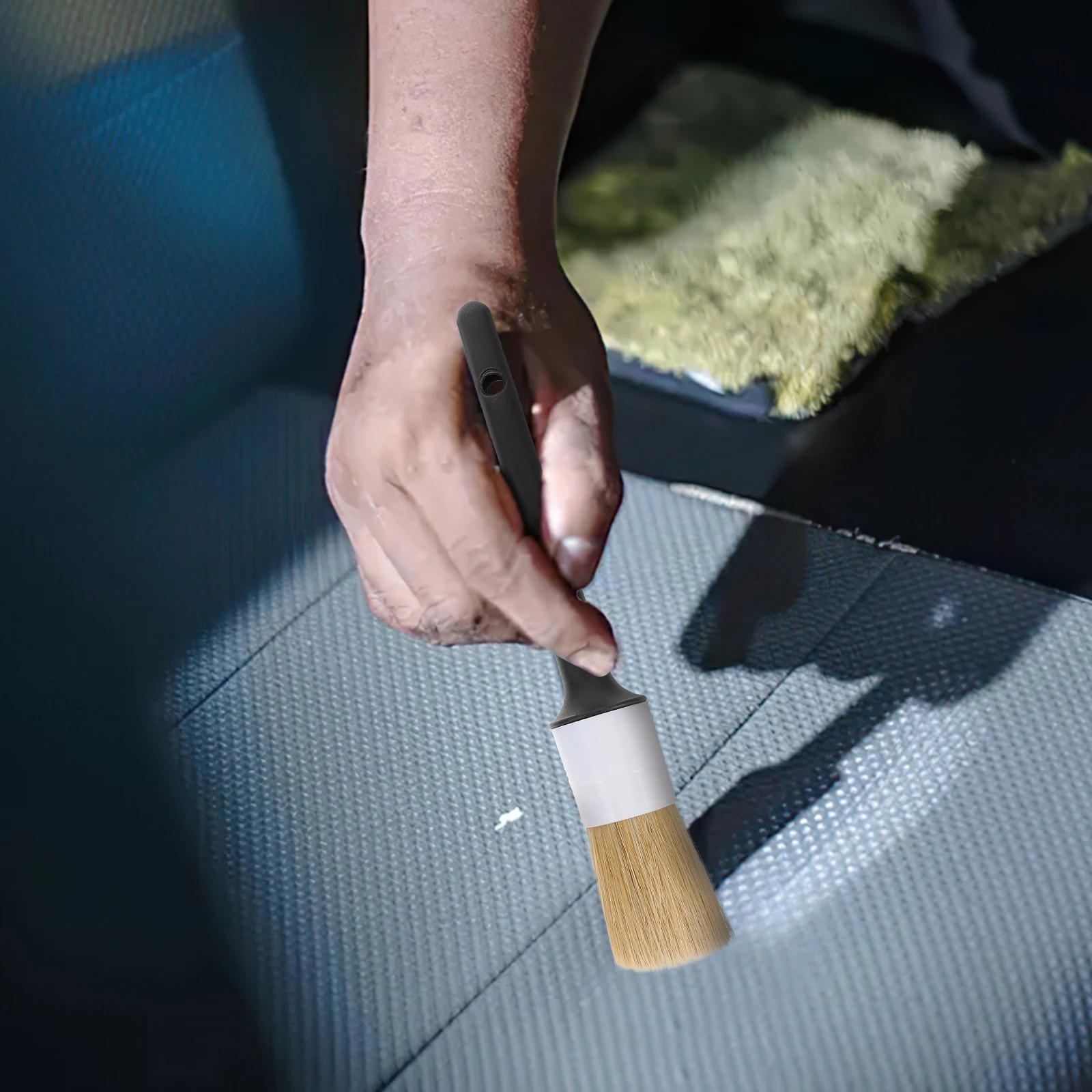 

5Pcs Small Bristle Brush Set Premium Round Head Paint Cleaning Brushes for Car Wheels Detailing Wood Handle Non-Slip Grip