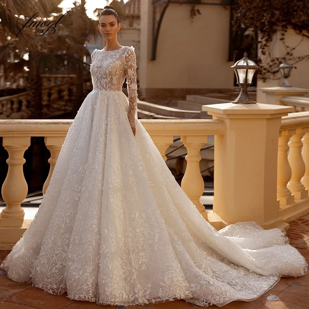 Customized Scoop Neck Long Sleeve Lace Vintage Wedding Dress Sexy Backless Appliques Beaded Court Train A Line Bridal Gown