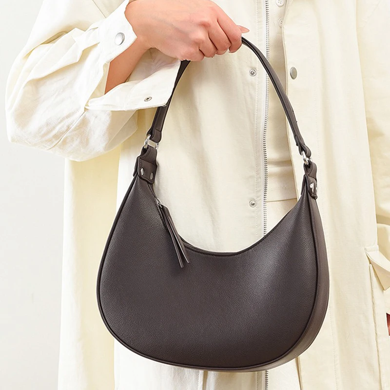 Trendy Crescent Bag For Women, PU Leather Underarm Purse, Roomy Hobo Handbag With Zipper For Everyday Use Solid Color - view 4