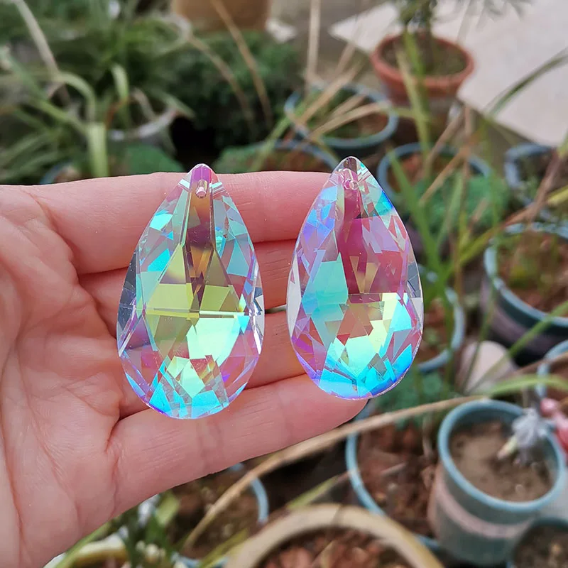 

Crystal Tear Drops Hanging Pendant Crystals Suncatcher Chandelier Prism Lamp Bead Parts Home Wedding Decor Light Sun Catcher