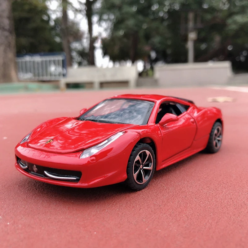 1:32 Ferrari 458 Italia SF90 Supercar Alloy Muscle Car Model Sound and Light Pull Back Children\'s Toy Collectibles Birthday gift