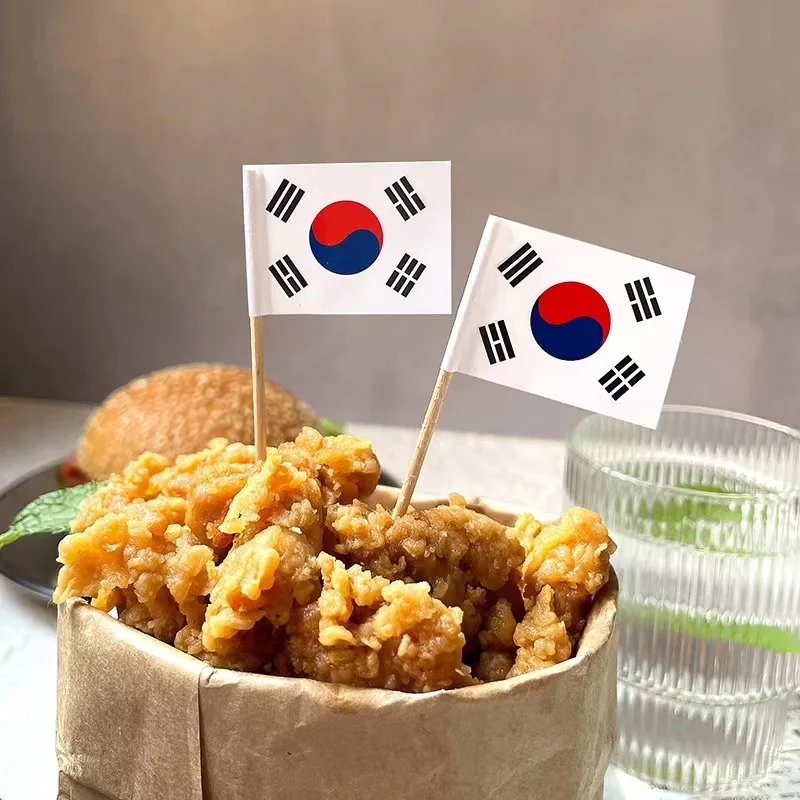 100pcs Paper Flag Toothpick Disposable Fruit Pick Cake Cocktail Decorated with Multi-national Flag Flower Wine Stick