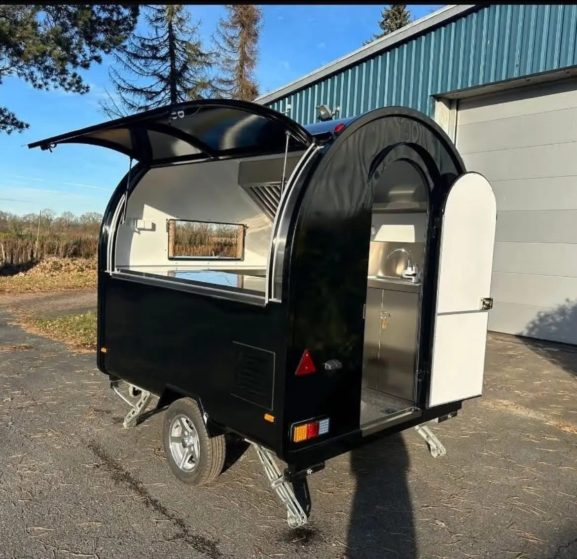 

Настраиваемый белый мобильный прицеп для уличной еды, небольшой размер для кофе, мобильного барменного лошади, специальный торговый автомат еды