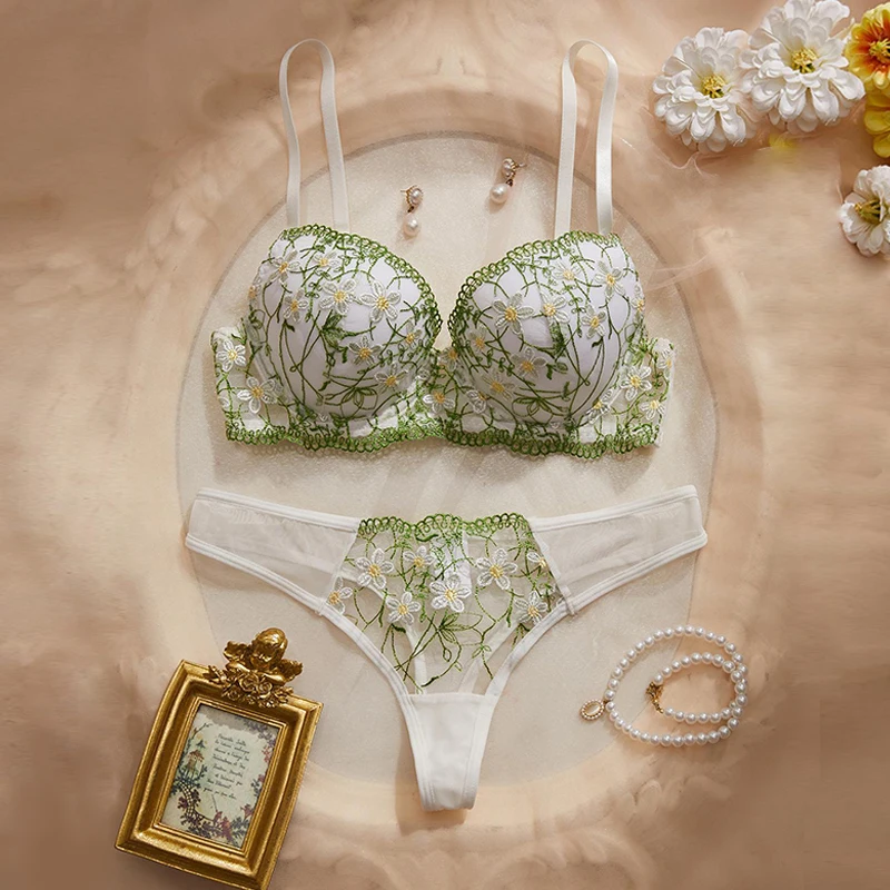 

Sexy Lingerie Female Floral Embroidery Lingerie Set Fairy Push Up Bralette Set Beautiful Mesh Underwear Luxury Intimate Lingerie