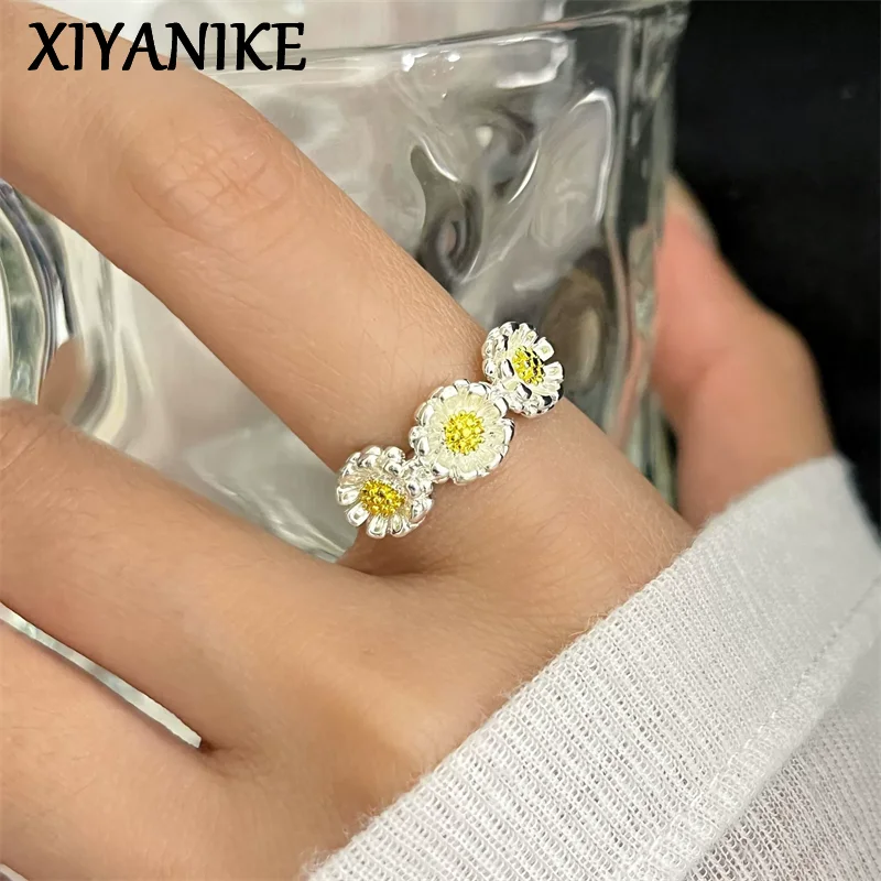 

XIYANIKE Sweet Daisy Flower Adjustable Open Finger Rings For Women Korean Fashion New Jewelry Gift Party Birthday Holiday
