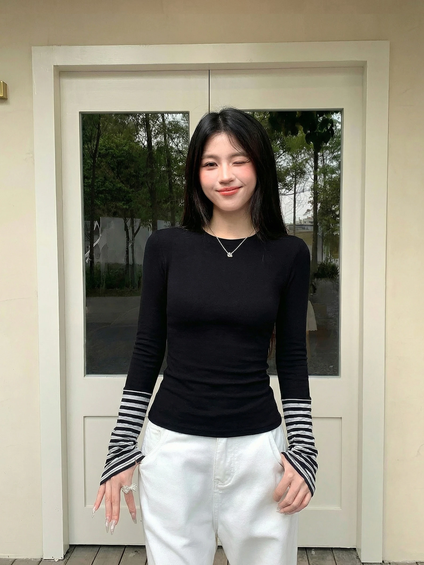 

Black Long Sleeve Base Shirt Women's Inner Wear Autumn Winter Beautiful Splice Hand Sleeve Cover Slim Fit Striped Top