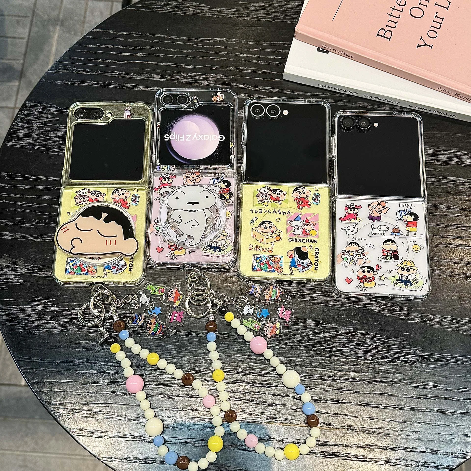 مجموعة من ثلاث قطع للتلوين شين تشان كارتون لطيف نمط شل قوس مع الحبل سامسونج غالاكسي ل Z Flip 7 Z Flip 6 Z Flip 5