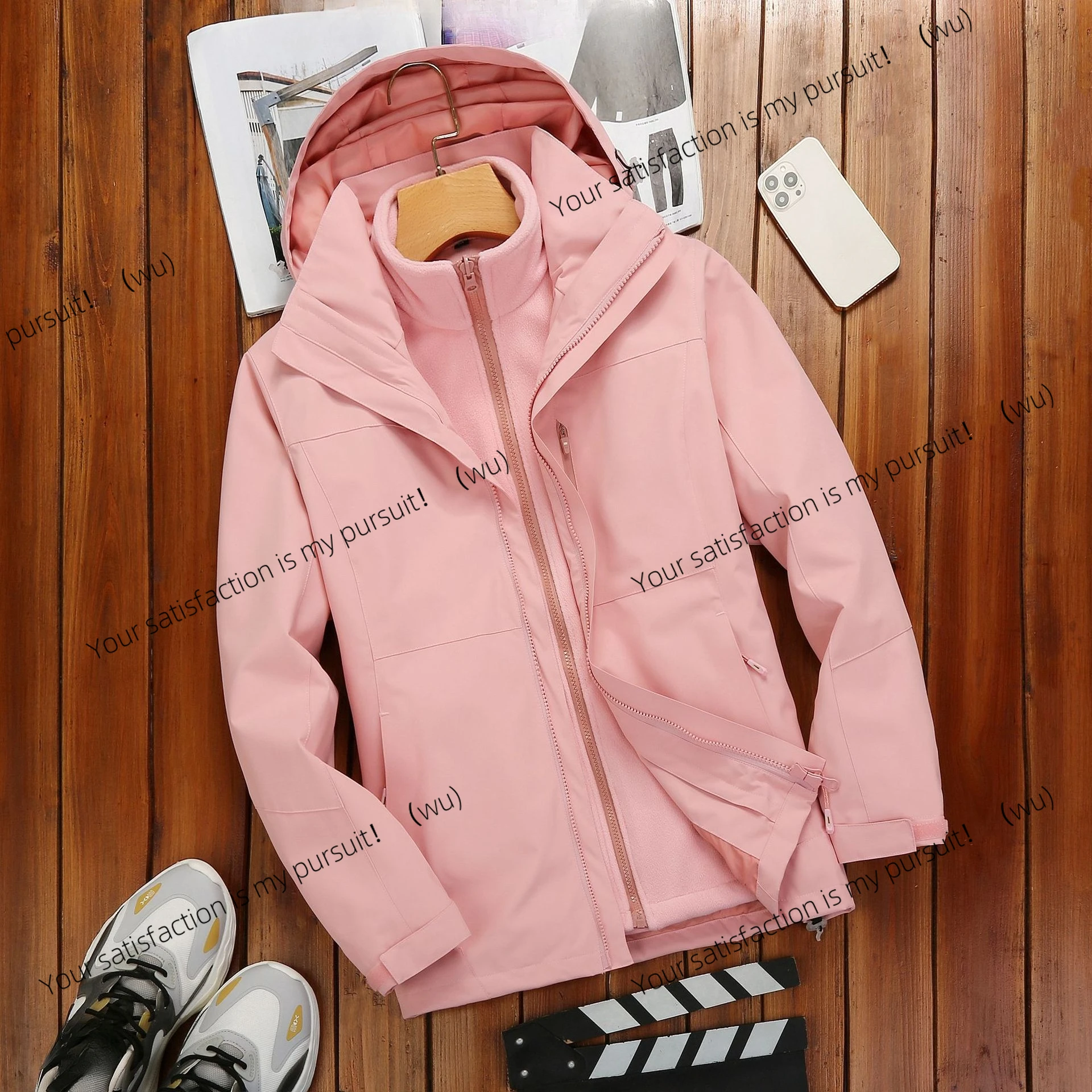 

Куртка три в одном мужская и женская осенне-зимняя куртка со съемной подкладкой, ветрозащитная и теплая.