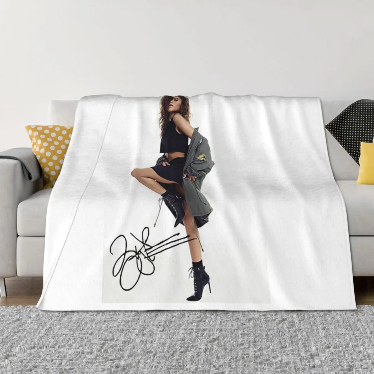 

zendaya Throw Blanket bed plaid christmas decoration Hair Luxury St Blankets