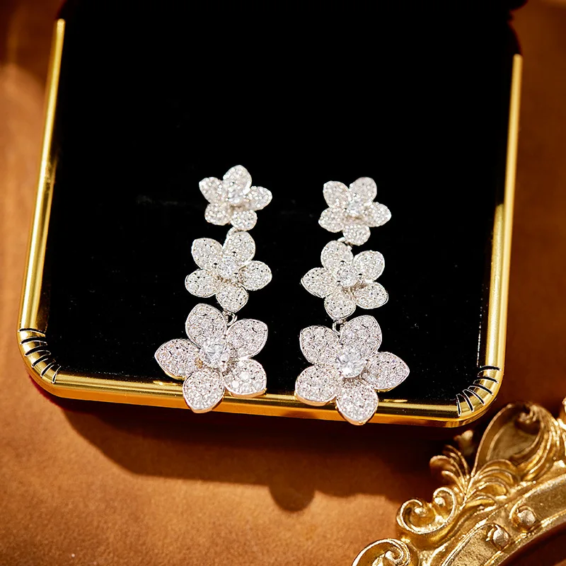 Designer Collection Jewelry Sets Women Lady Inlay Full Cubic Zircon Flower Pendant Evening Party Choker Necklace Earrings