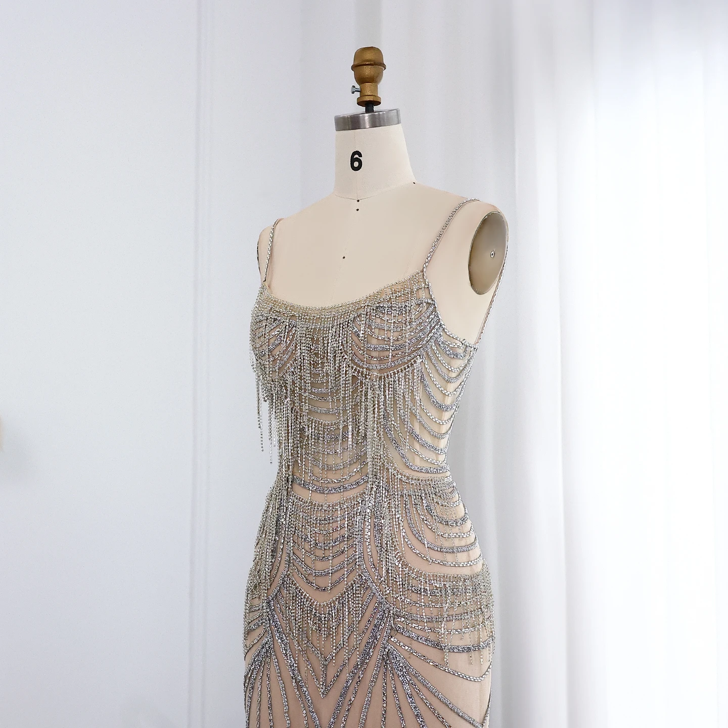Sharon Said Luxuriöses Champagner-Abendkleid mit Spaghettiträgern, Perlenbesetztes Meerjungfrauenkleid, bodenlang, für formelle Anlässe und Partys, SS029, maßgeschneidert – Detail 7