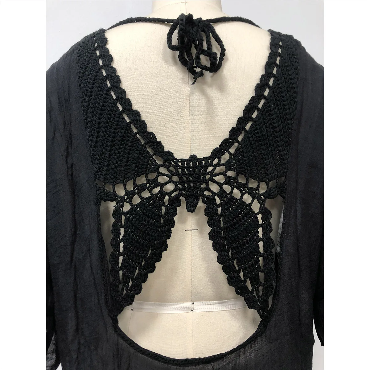 กระโปรงคลุมชายหาดกันแดด หลังผีเสื้อ แขนบานคอวีใหม่ปี 2023