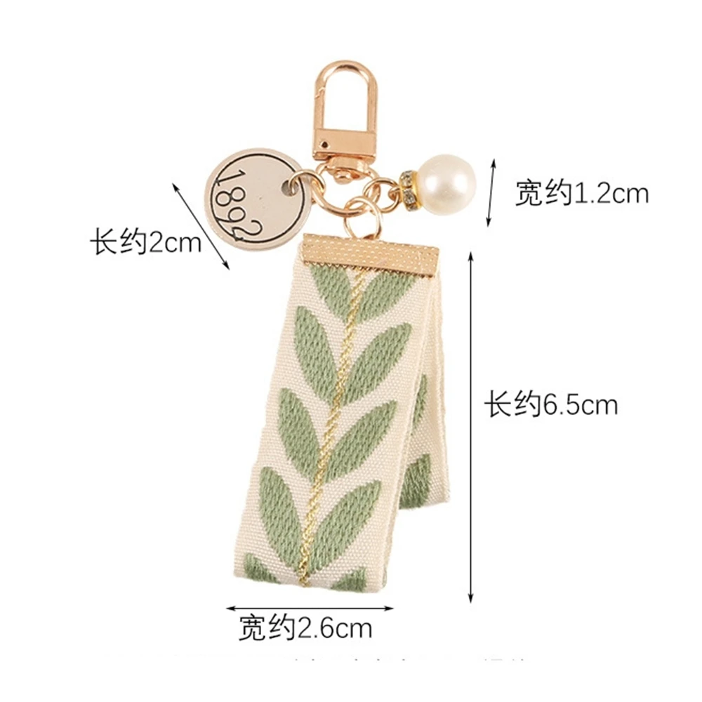 Fashion Leaf Pattern Wristlet Keychain Elegant Heart Pendant For Women Girl Key Chains Bag Ornament Couple Gift