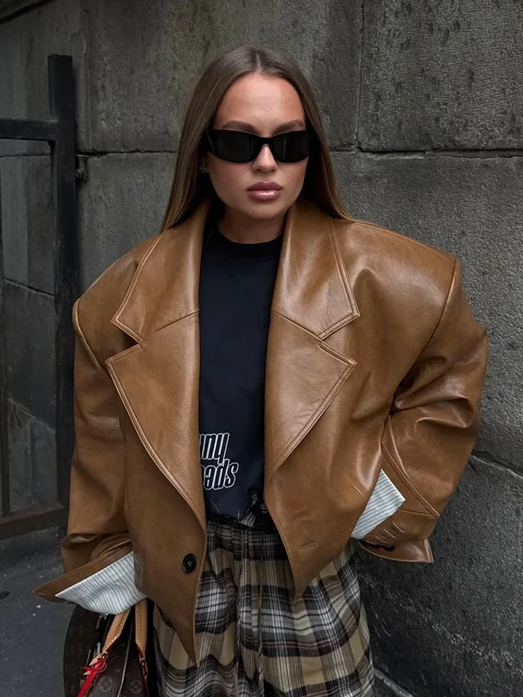 

Women's Brown Pu Leather Bomber Jacket Vintage Lapel full Sleeve Single Breasted Loose Coat 2025 New Lady High Street Outerwears