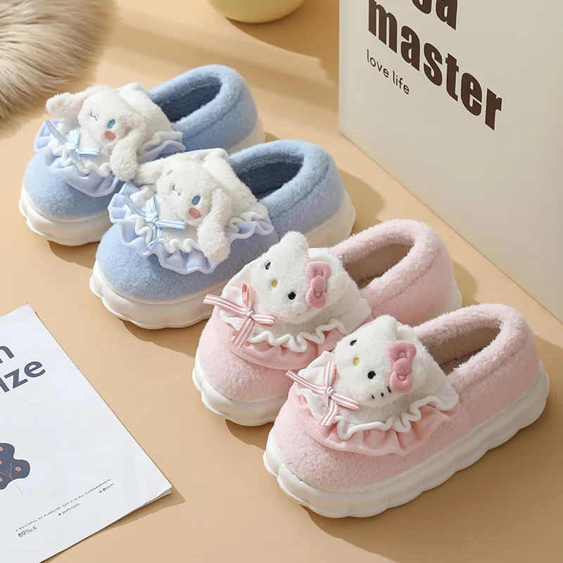 Sanrio Modische Viral-Plüsch-Hausschuhe für Damen, Winterwarme Fleece-gefütterte Indoor-Hausschuhe, Niedliche Kawaii-Hausschuhe