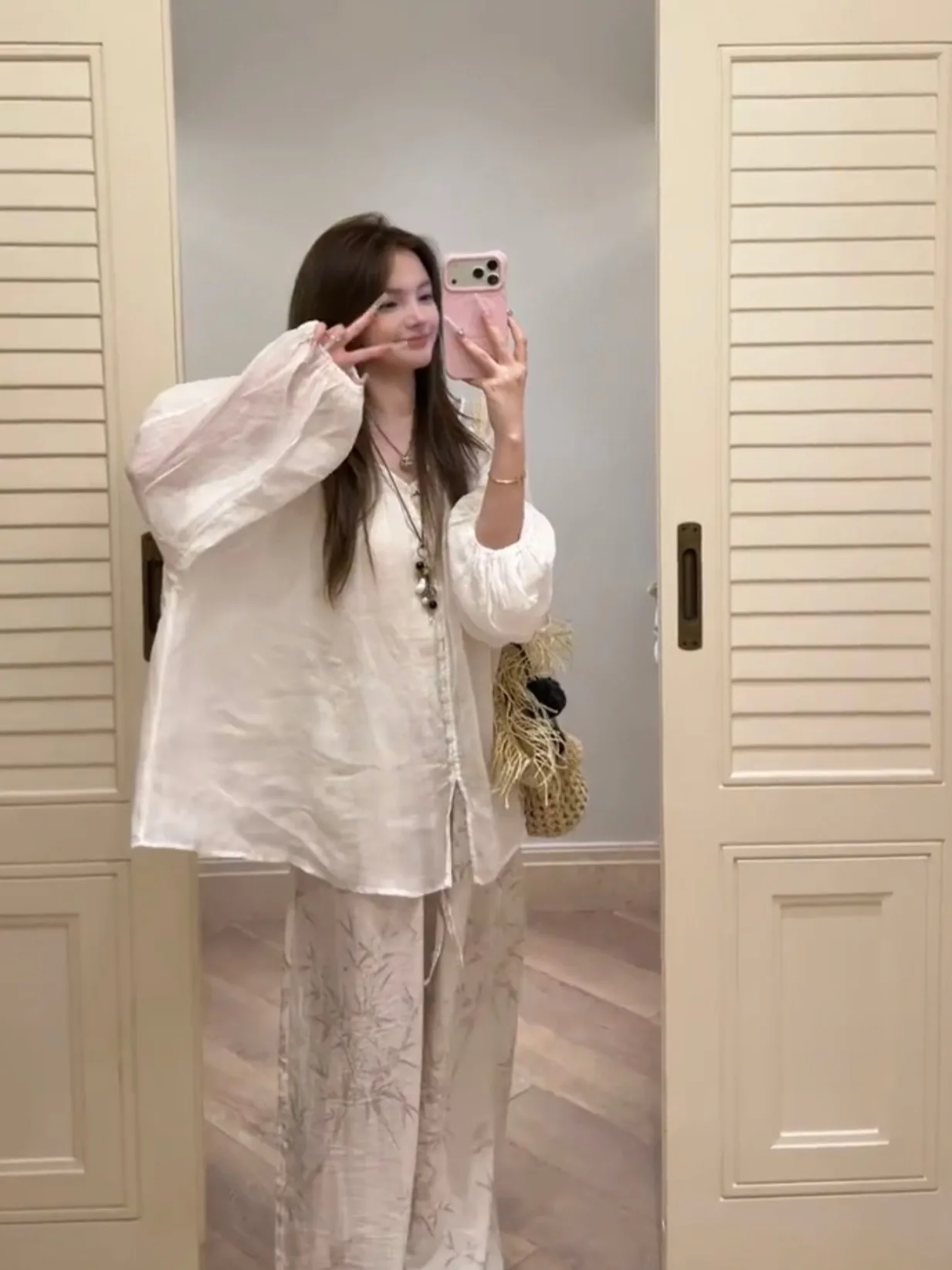 

Ladies' Summer Casual Loose Long Sleeve Sun Protection Thin Shirt Korean Style V-Neck Button-Up Cotton Polyester Blend