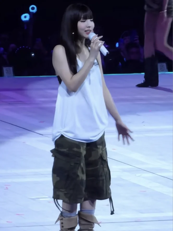 

White Letter Print Crop Top And Trousers Set with Belt Camouflage Workwear Five-Point Pants Lin NalainTwice Style Cotton Blend