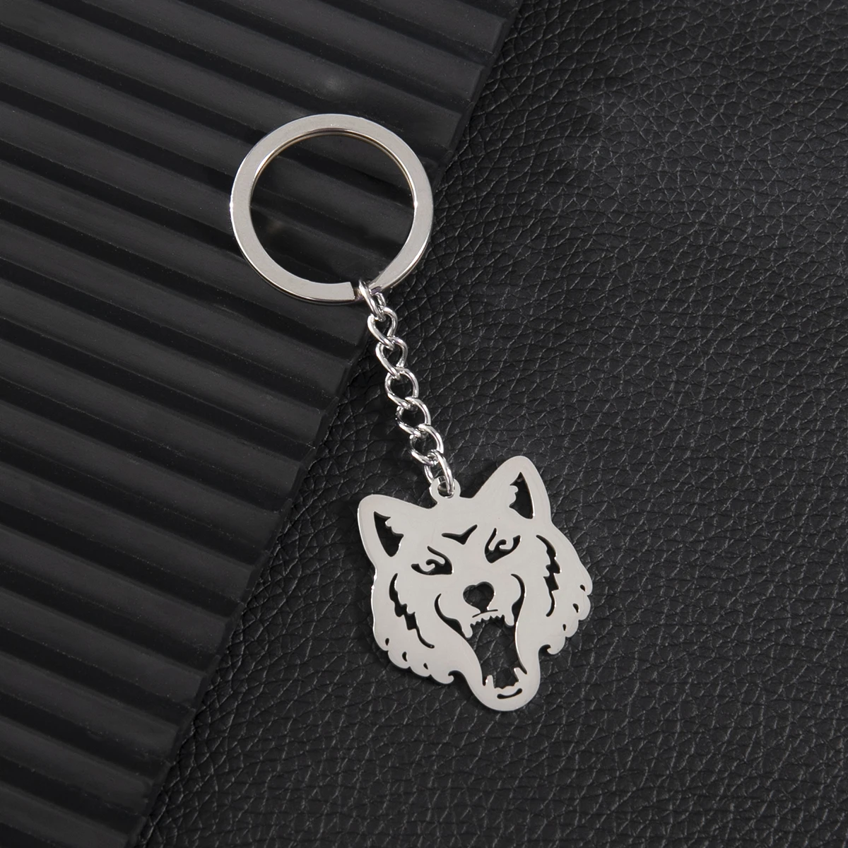 Gothic Animal Wolf Men'S Keychain For Car Keys Stainless Steel Chain Keyring Charms Pendant Keyholder Accessories Sleutelhanger