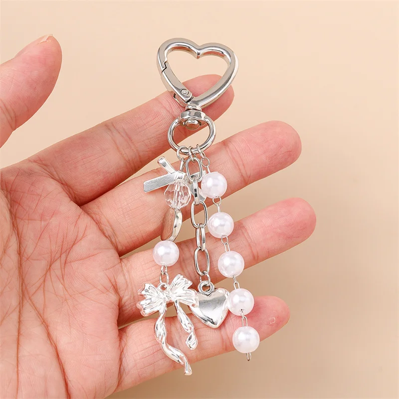 Nette Y2K Imitation Perle Schlüsselbund Metall Liebe Herz Bogen Anhänger Schlüsselanhänger für Frauen Auto Schlüssel Halter Handtasche Schlüssel Ketten DIY Geschenke – Detail 9