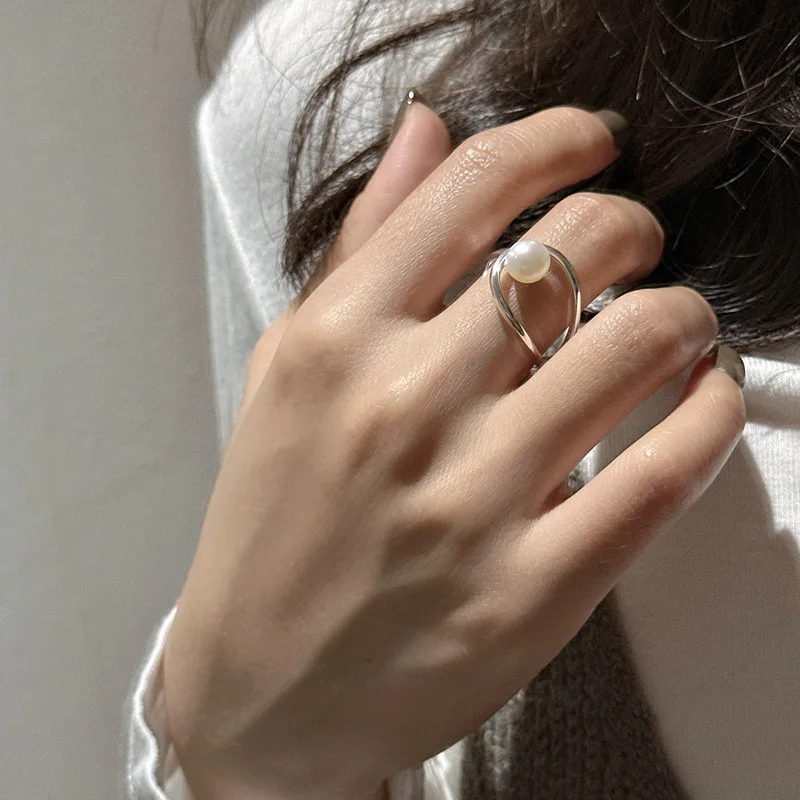 

Wholesale Fashionable Simple Design Korea S925 Sterling Silver Ring with Pearl