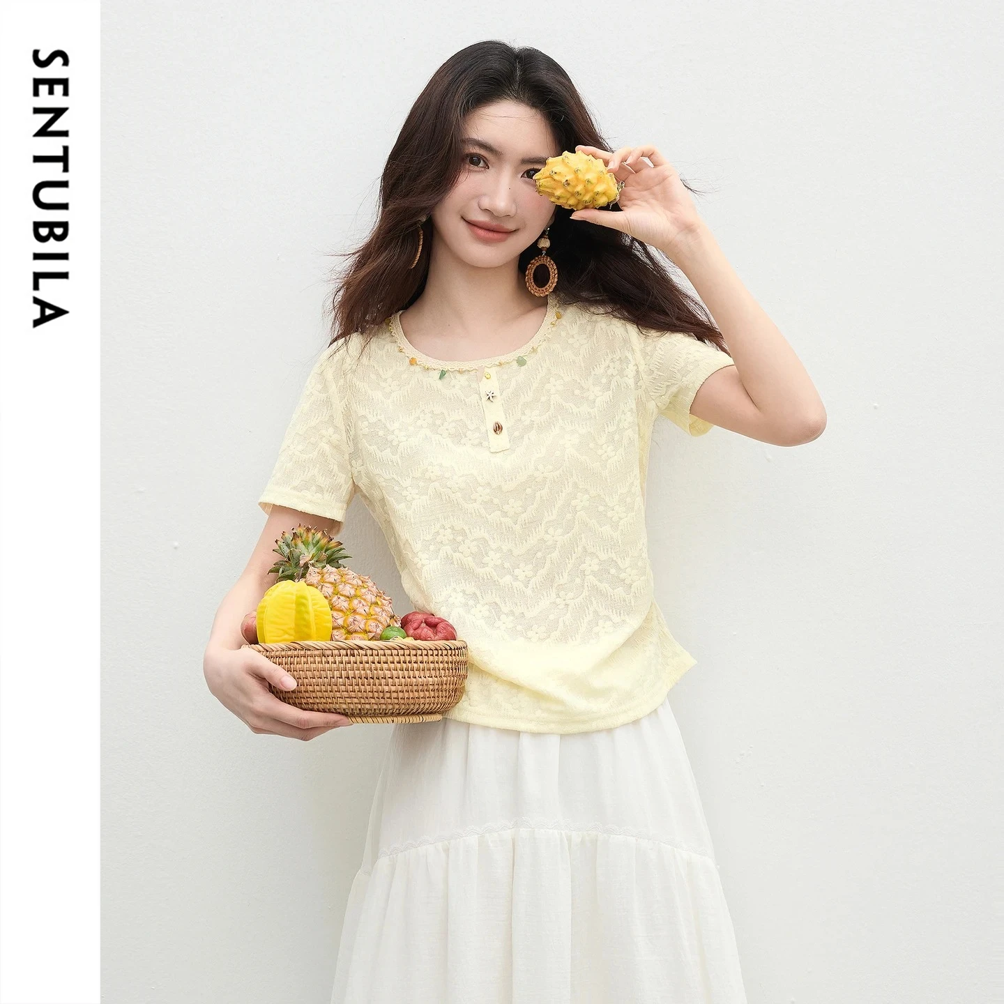 SENTUBILA Bohemian Knit Short Sleeve Tee 2026 Summer Crew Neck Colorful Stone Webbing Jacquard Texture Slim Top Women Q62TG7454