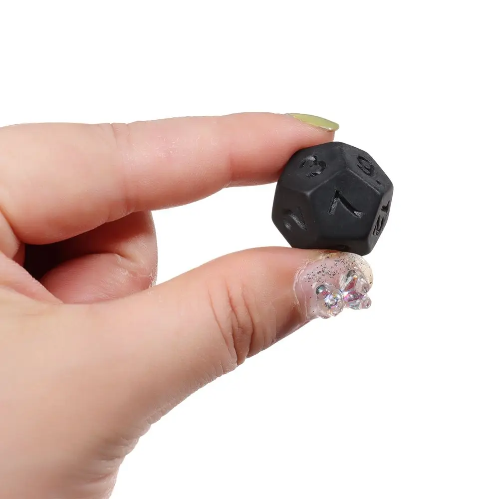 

7pcs/set Polyhedral Party Supplies Multifaceted Game Accessory Black Dice Set Leisure Entertainment Toys Board Game