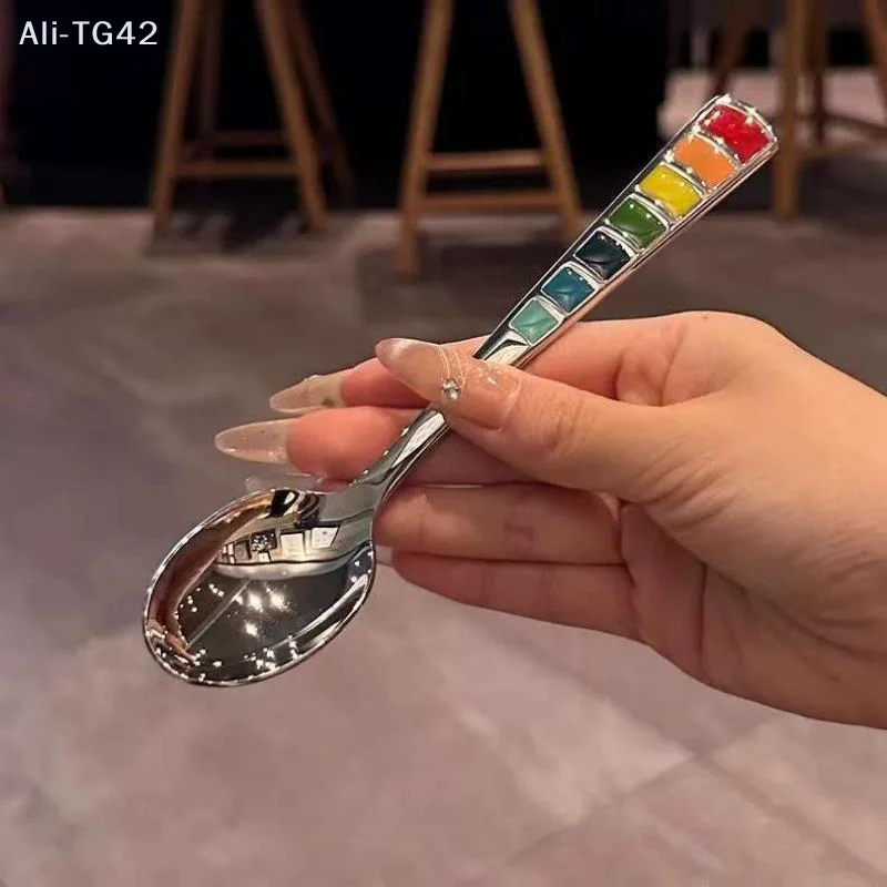 pogyrt 2Pcs Macaron-Colored Stainless Steel Dessert Spoons High-Aesthetic Colorful Enamel Spoons For Home Kids Picnics & Bento