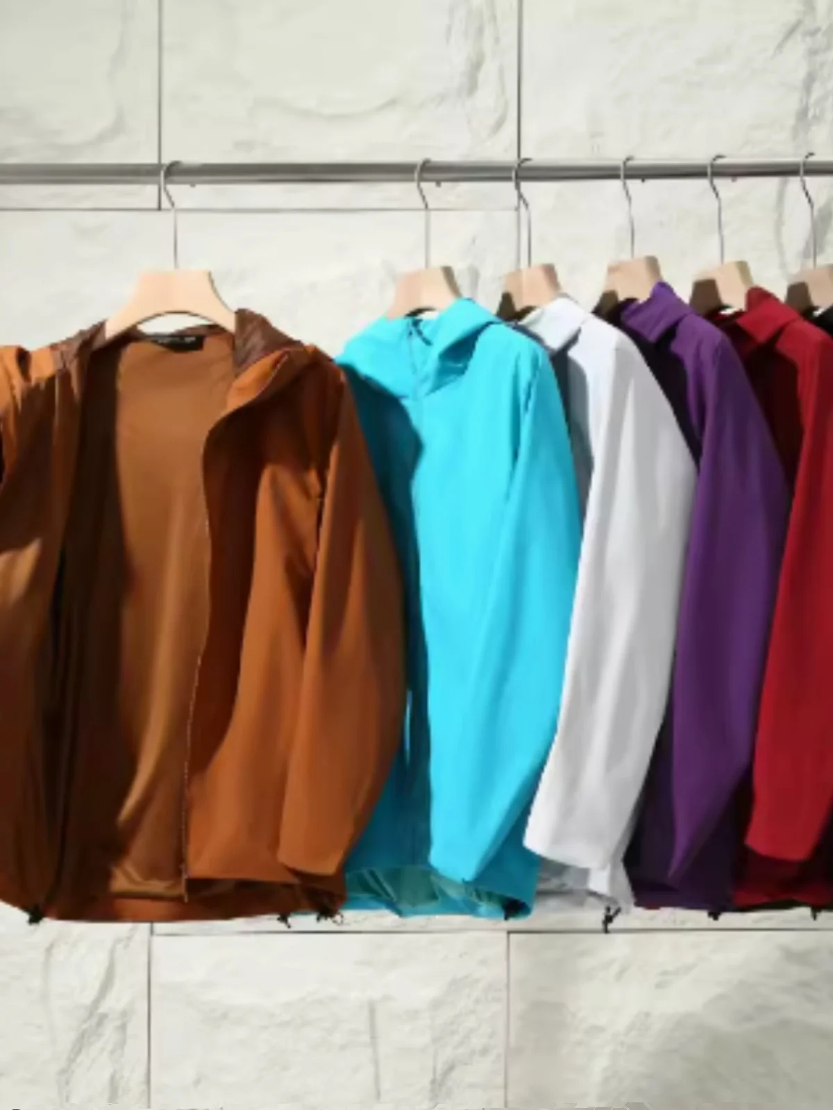 

Stunning Cool Sensation Technology Long Lasting Sun Protection 3D Tailored High End Couple's Outdoor Jaet Faionable