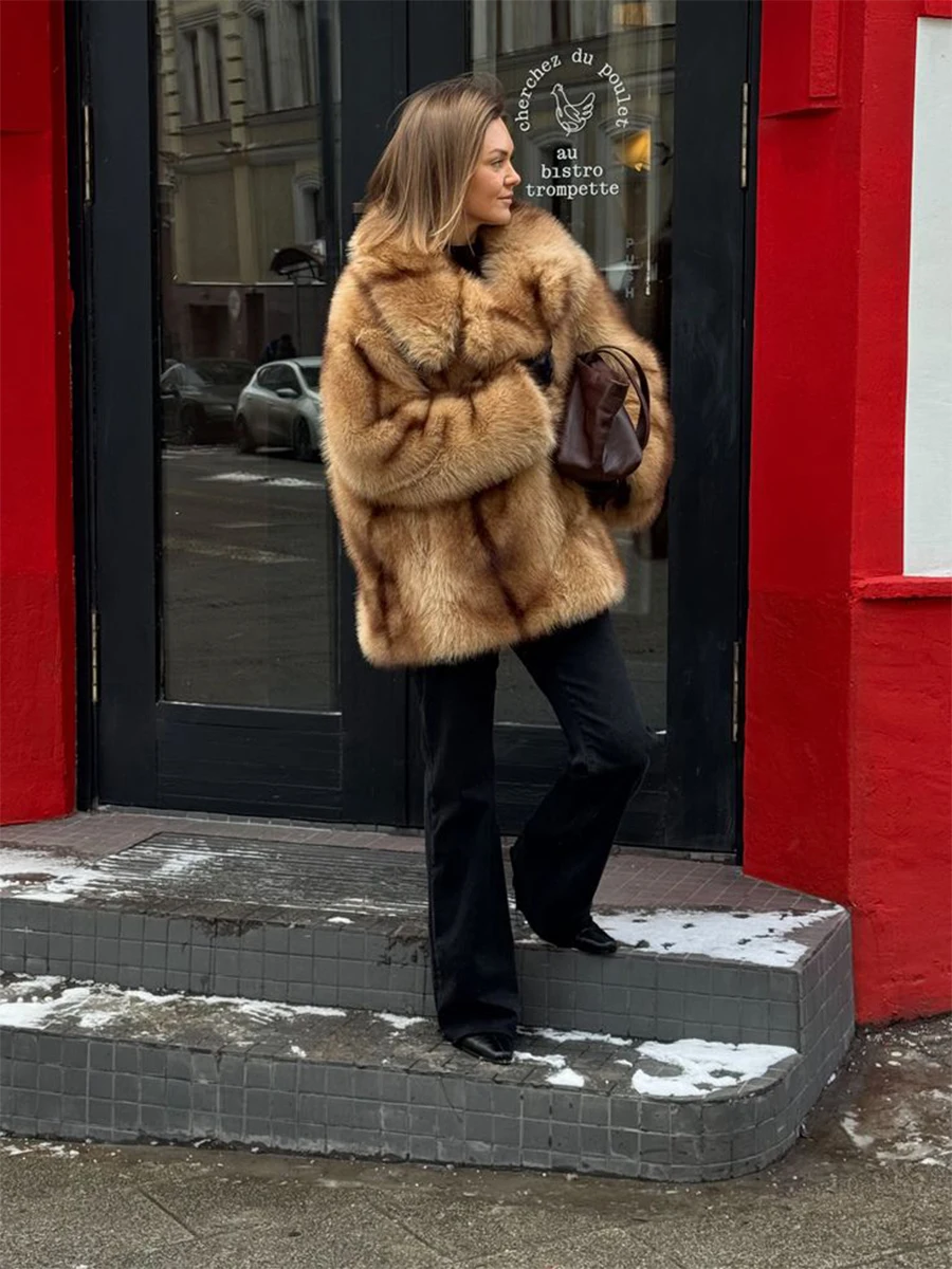 Brown Stripes Gradient Premium Faux Fox Fur Coat Women’s Fashion Iconic Plush Outwear High Street Vintage Cozy Everyday Outfit