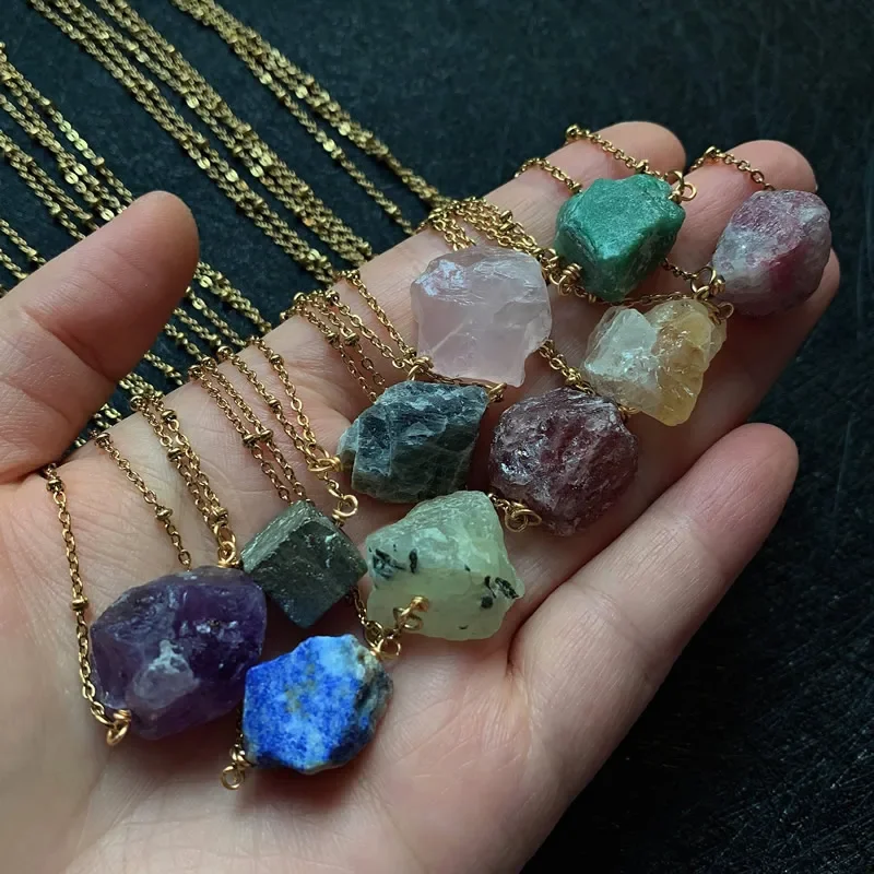 Reiki Healing Stone Raw Rock Mineral Crystal Necklaces Natural Amethysts Lapis Tourmaline Fluorite Pink Quartz Pendant Necklaces