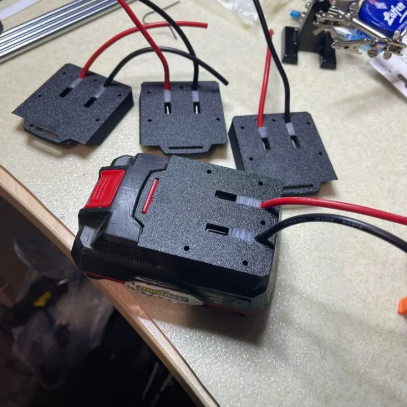 1 pz Adattatore per Batteria P - Workshop Tools Wholesale recensione e prezzo