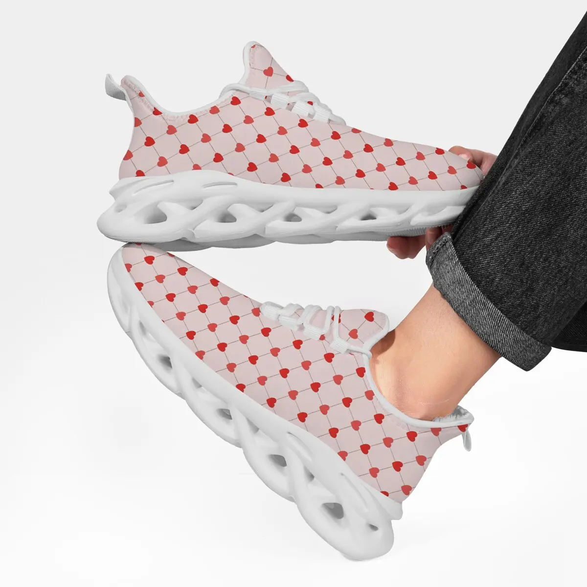 

Повседневные мужские кроссовки с розовым и красным сердечком, спортивная обувь на флисовой подкладке, теплая спортивная обувь с круглым носком, подходящая по цвету