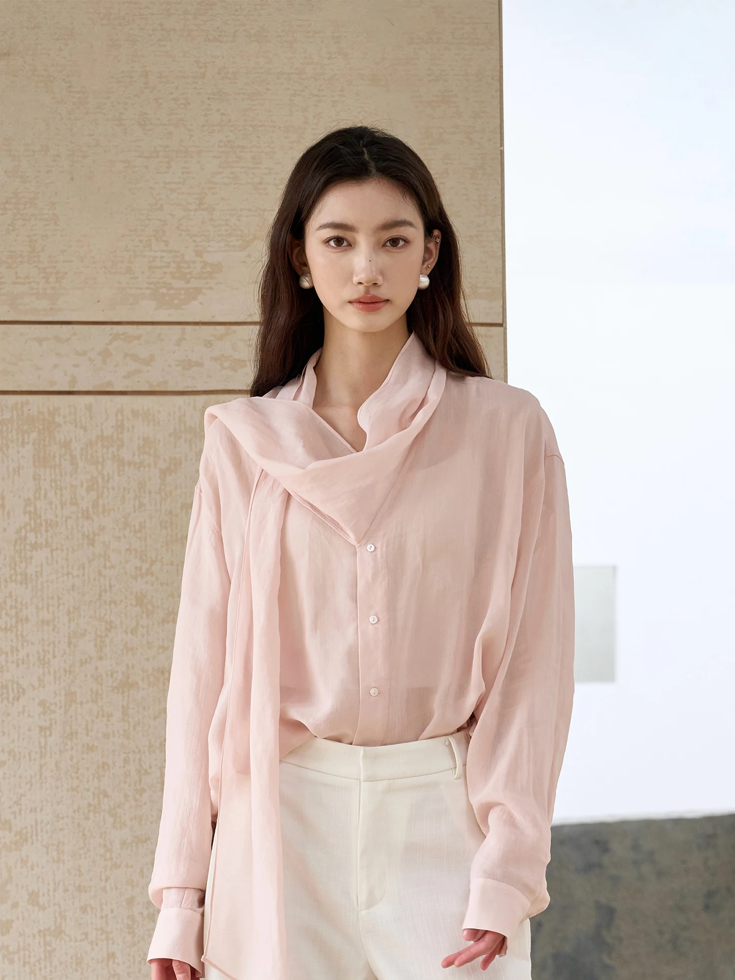 

2026 Summer Commute Style Long Sleeve Women's Shirt Loose Waist Inward Design Cotton Linen Material A-Line Sleeve Regular Length