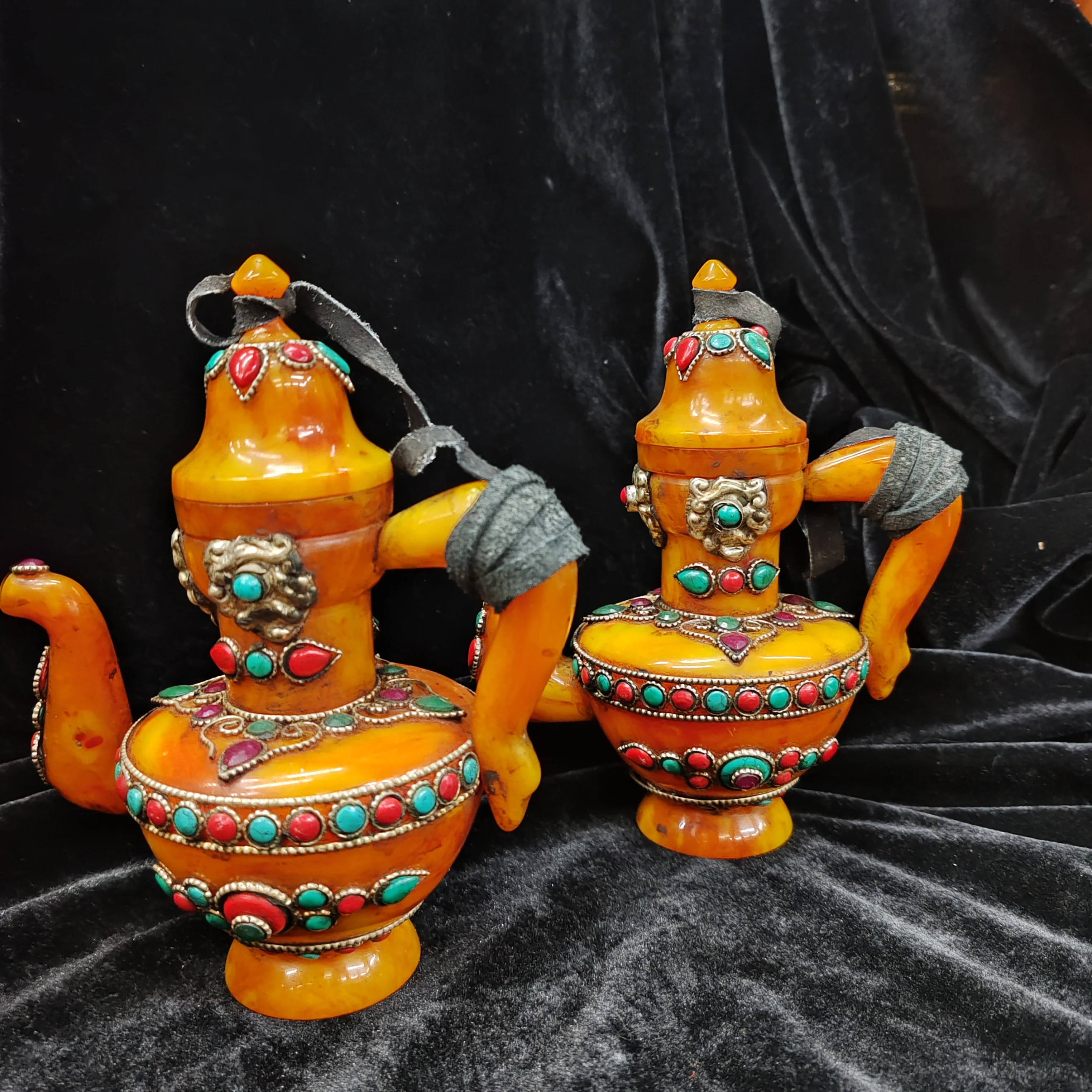 1pcs/lot gem-encrusted Tibetan Nepalese kettle retro ornament Amber inlaid with turquoise and red agate ethnic style