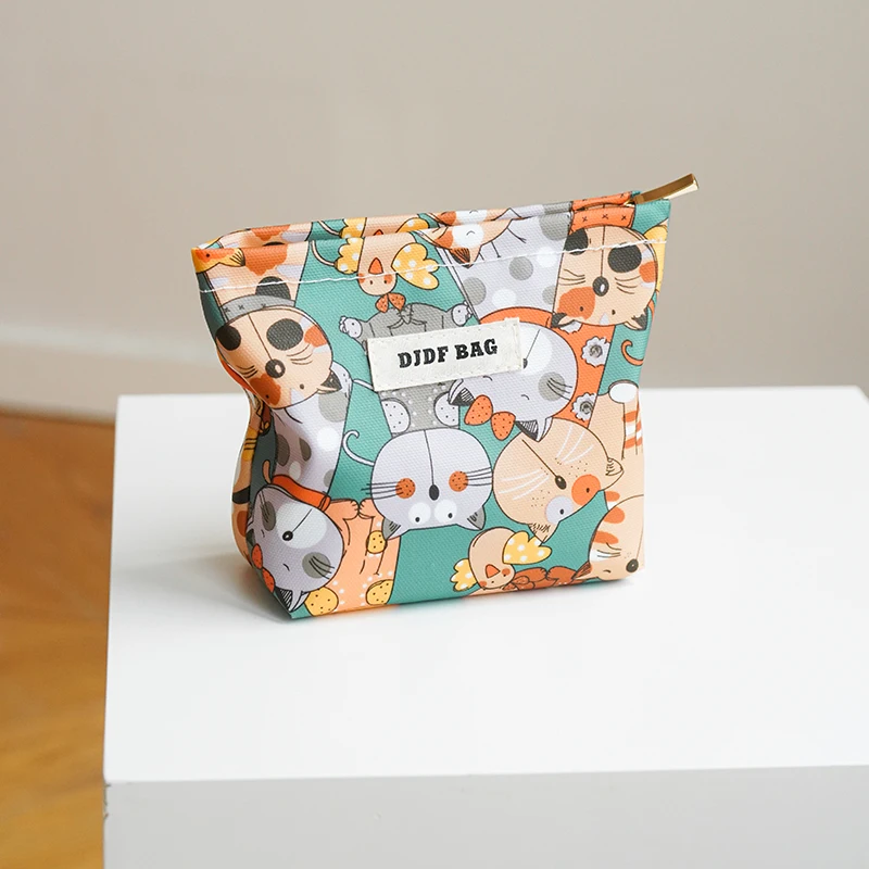 Makeup bag small green cartoon cat PVC waterproof portable coin purse cosmetics lipstick cushion storage bag commuter clutch