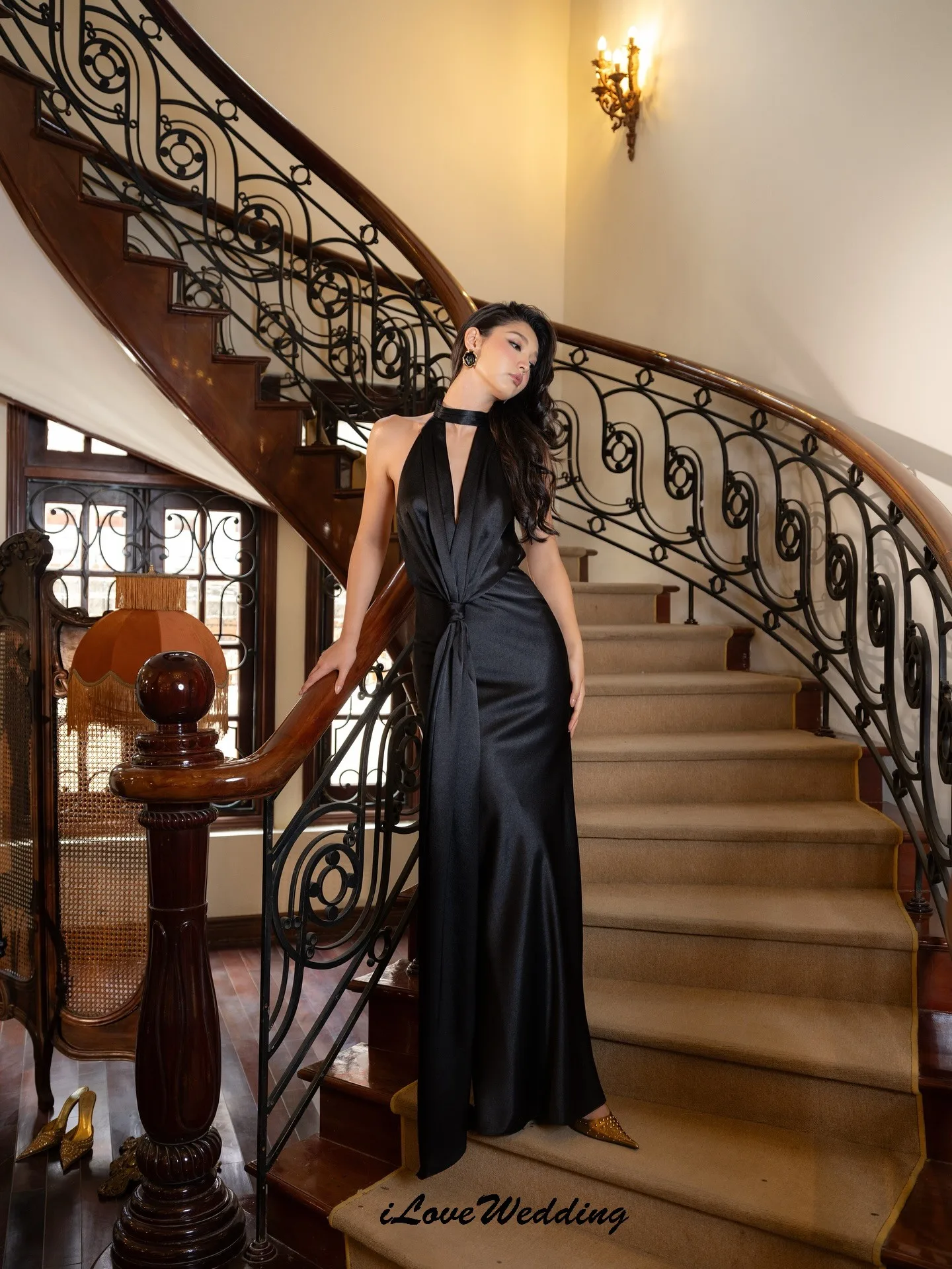 

Черные платья для выпускного вечера без рукавов с v-образным вырезом 2025, свадебное женское платье русалки для гостей, вечерние платья с лямкой на шее, длиной до пола, на заказ