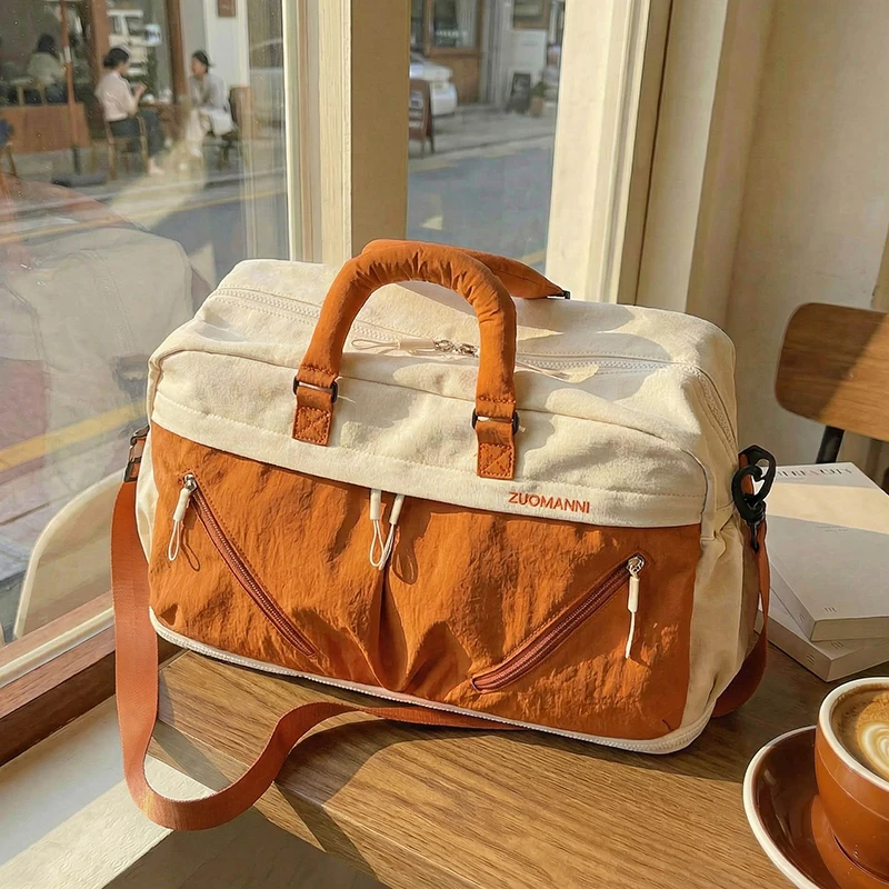 Bolsa de Viaje Deportiva Moderna con Compartimentos Contrastantes, Base Expandible, Gran Capacidad, para Fitness, Yoga
