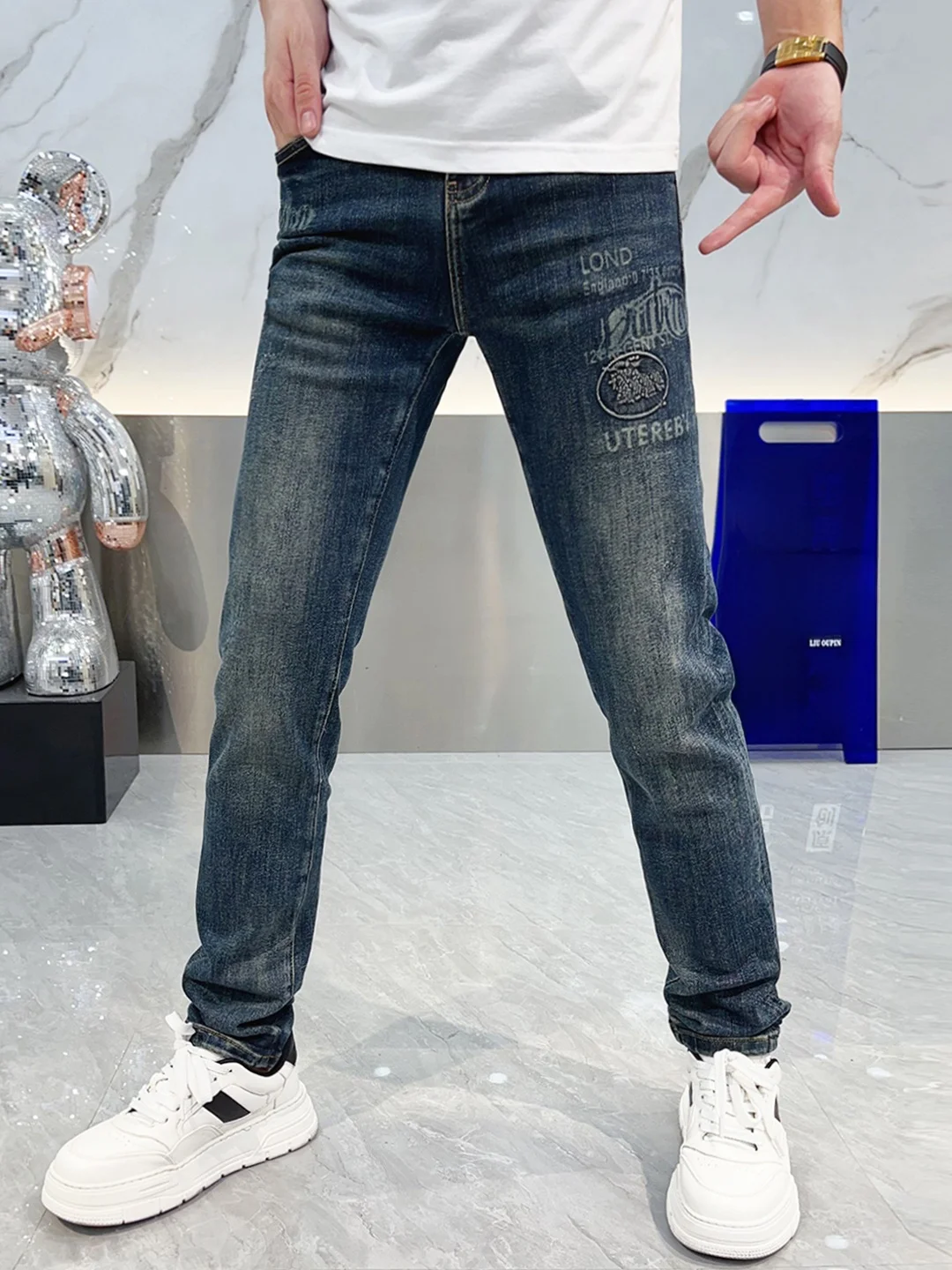 

Men's Slim Fit Jeans Personalized Floral Print Youthful Casual Comfortable Breathable Anti-Wrinkle Durable Soft Stretch Denim